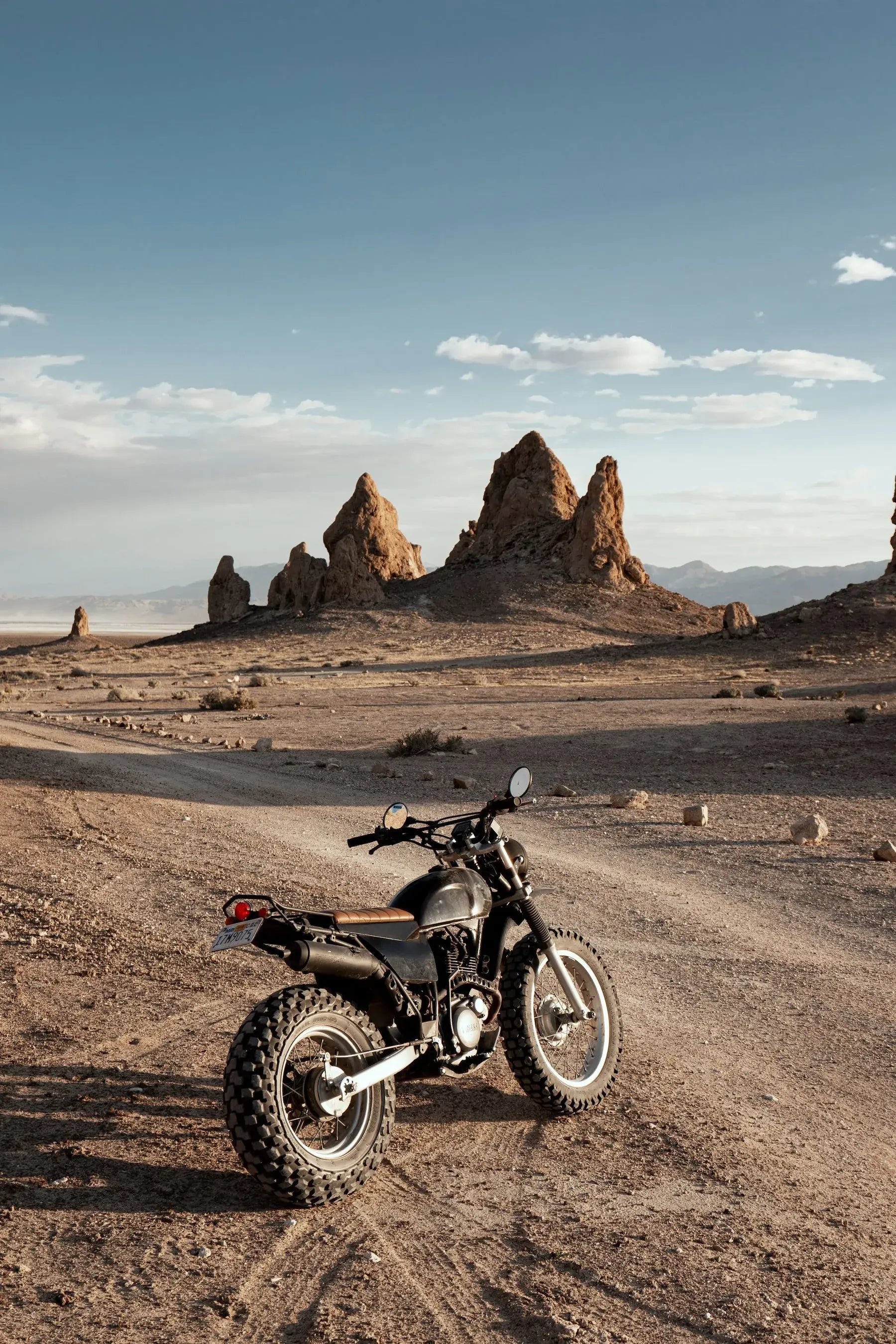 Enhance Motorcycle Road Trips with Top-End GPS Tracking