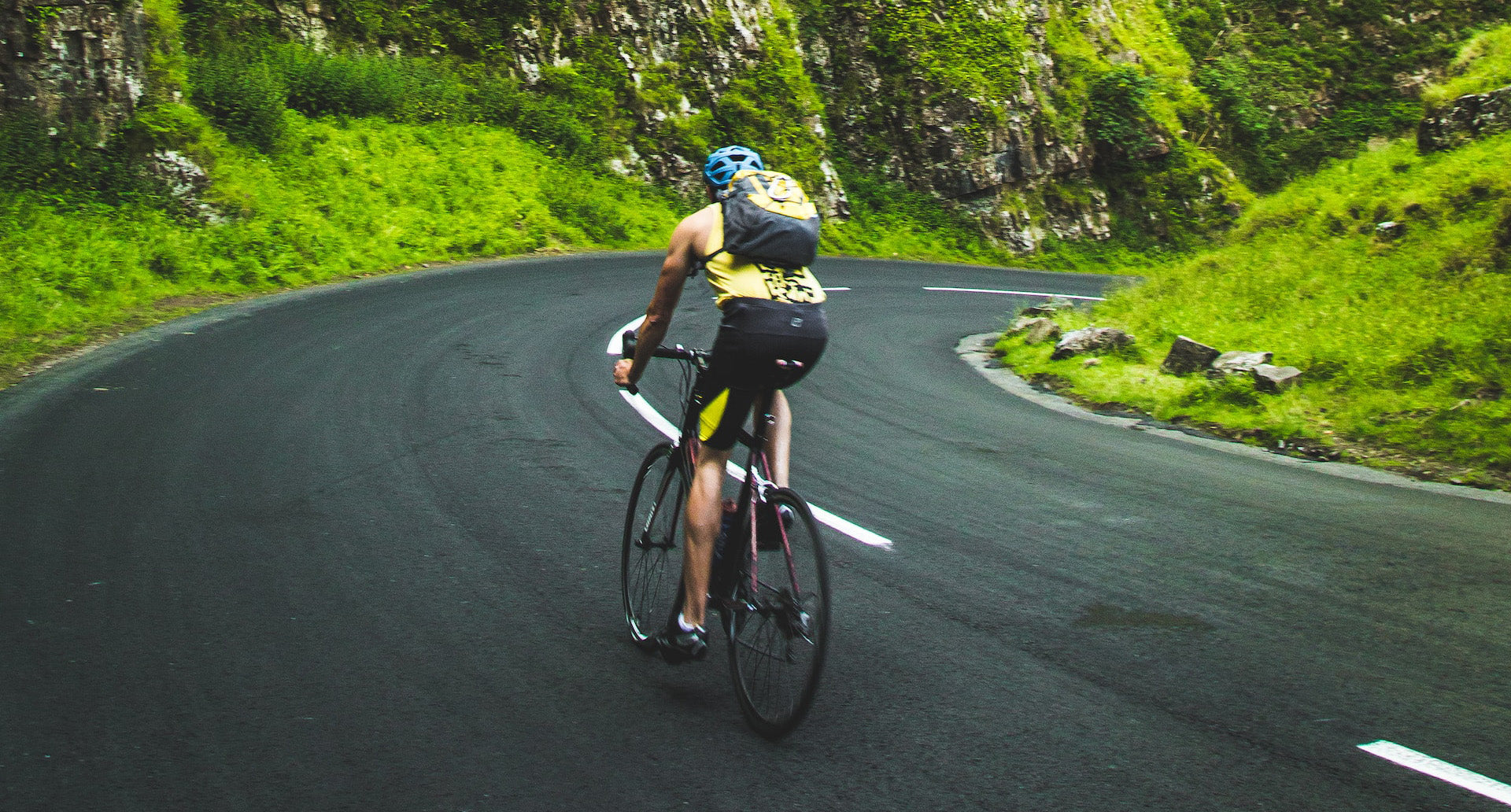 Revolutionize Your Summer Cycling with Advanced GPS Tracking